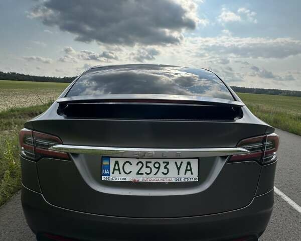 Красный Тесла Модель Х, объемом двигателя 0 л и пробегом 173 тыс. км за 19900 $, фото 3 на Automoto.ua