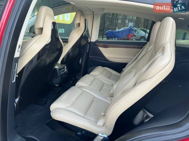 Красный Тесла Модель Х, объемом двигателя 0 л и пробегом 126 тыс. км за 19900 $, фото 32 на Automoto.ua
