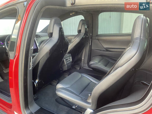 Красный Тесла Модель Х, объемом двигателя 0 л и пробегом 112 тыс. км за 22300 $, фото 25 на Automoto.ua