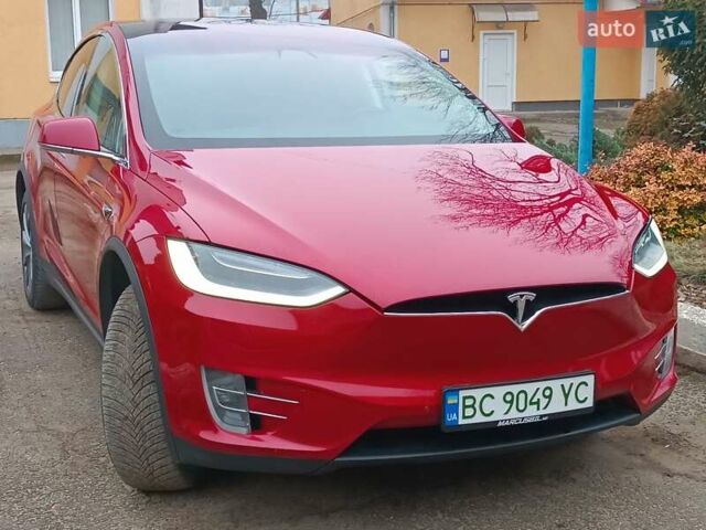 Красный Тесла Модель Х, объемом двигателя 0 л и пробегом 224 тыс. км за 19400 $, фото 3 на Automoto.ua