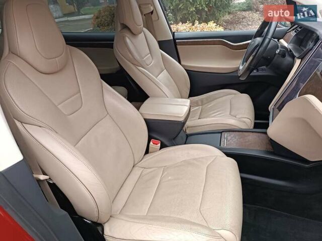 Красный Тесла Модель Х, объемом двигателя 0 л и пробегом 224 тыс. км за 19400 $, фото 65 на Automoto.ua
