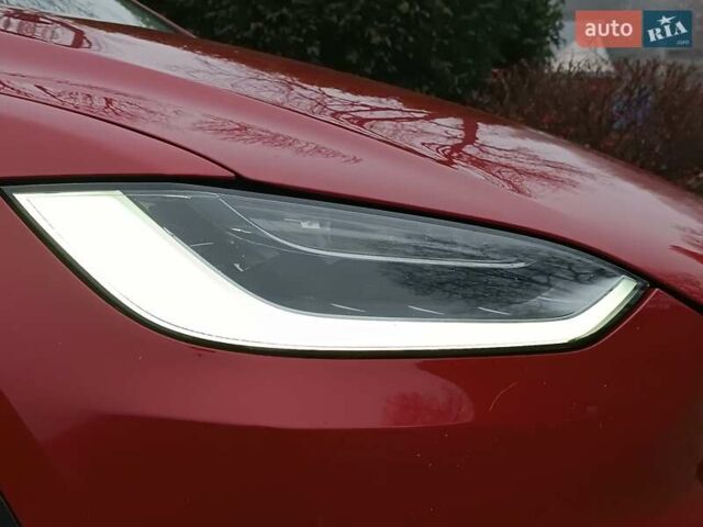 Красный Тесла Модель Х, объемом двигателя 0 л и пробегом 224 тыс. км за 19400 $, фото 47 на Automoto.ua