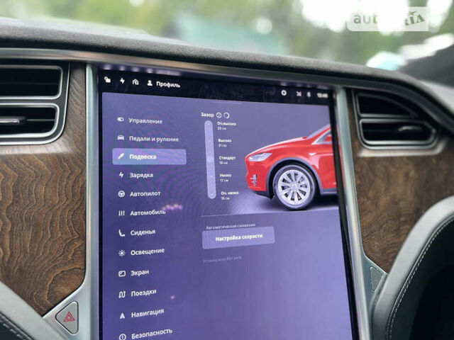 Красный Тесла Модель Х, объемом двигателя 0 л и пробегом 99 тыс. км за 39500 $, фото 69 на Automoto.ua