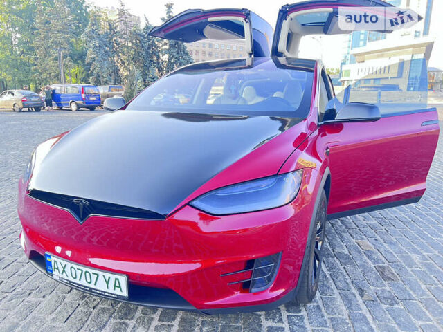Красный Тесла Модель Х, объемом двигателя 0 л и пробегом 82 тыс. км за 28800 $, фото 32 на Automoto.ua