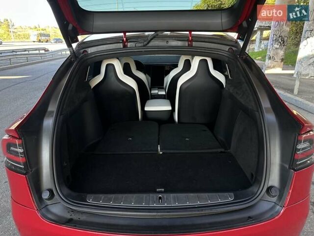 Красный Тесла Модель Х, объемом двигателя 0 л и пробегом 110 тыс. км за 28300 $, фото 14 на Automoto.ua