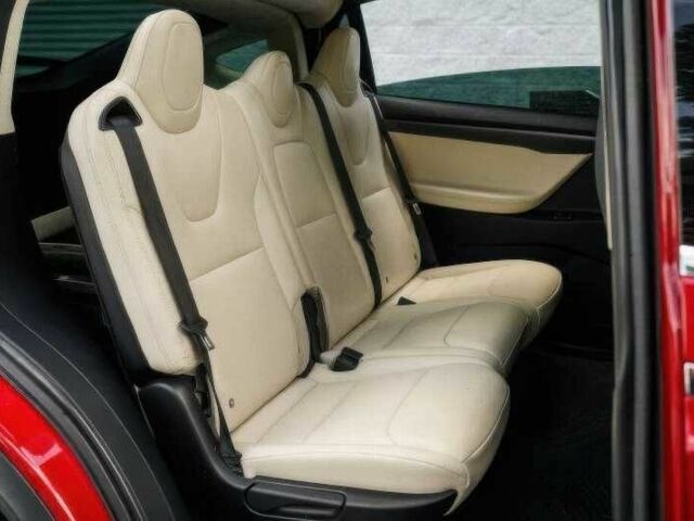 Красный Тесла Модель Х, объемом двигателя 0 л и пробегом 89 тыс. км за 14800 $, фото 14 на Automoto.ua