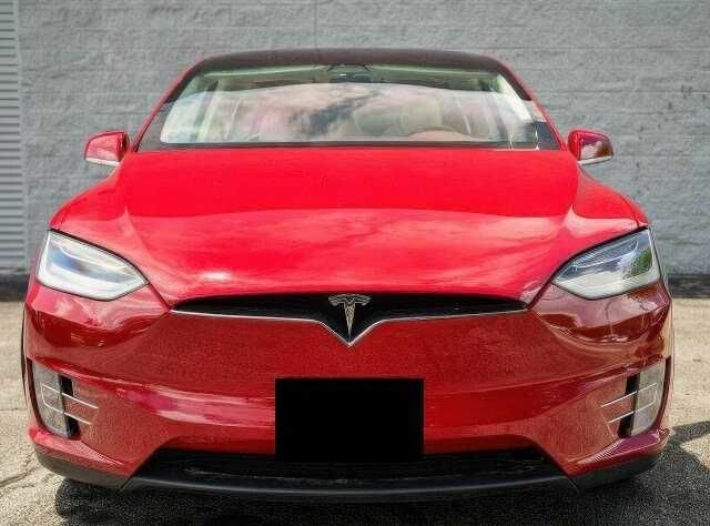 Красный Тесла Модель Х, объемом двигателя 0 л и пробегом 89 тыс. км за 14800 $, фото 1 на Automoto.ua