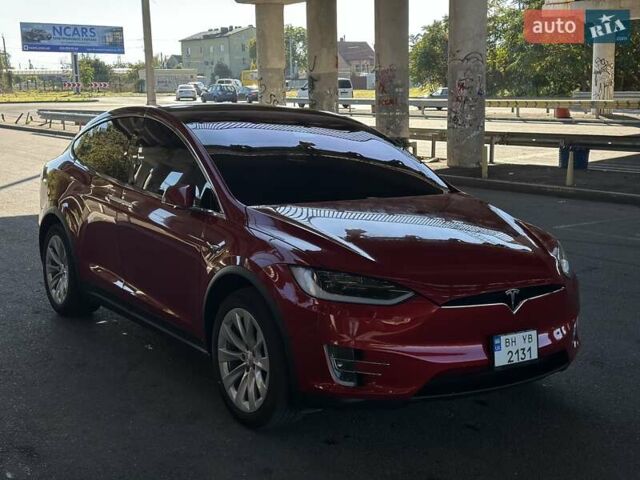 Красный Тесла Модель Х, объемом двигателя 0 л и пробегом 110 тыс. км за 28300 $, фото 2 на Automoto.ua
