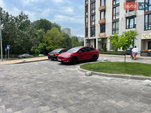 Красный Тесла Модель Х, объемом двигателя 0 л и пробегом 98 тыс. км за 40000 $, фото 12 на Automoto.ua