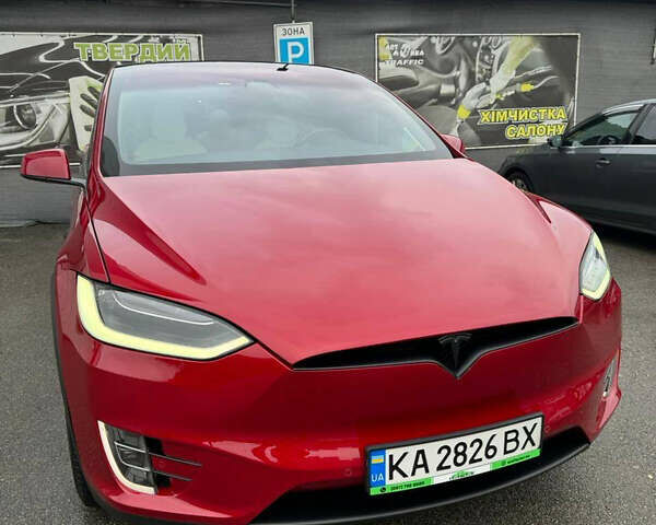 Красный Тесла Модель Х, объемом двигателя 0 л и пробегом 98 тыс. км за 40000 $, фото 14 на Automoto.ua