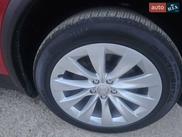 Червоний Тесла Модель Х, об'ємом двигуна 0 л та пробігом 162 тис. км за 22900 $, фото 10 на Automoto.ua