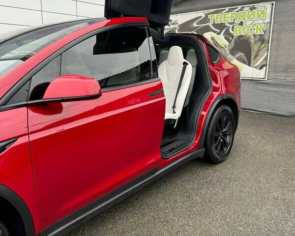 Червоний Тесла Модель Х, об'ємом двигуна 0 л та пробігом 98 тис. км за 39000 $, фото 18 на Automoto.ua