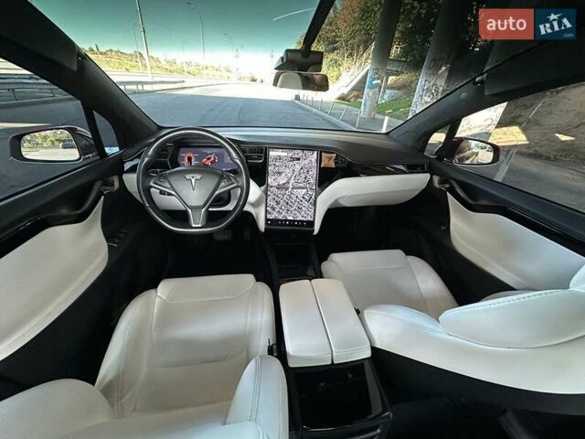 Красный Тесла Модель Х, объемом двигателя 0 л и пробегом 110 тыс. км за 28300 $, фото 27 на Automoto.ua