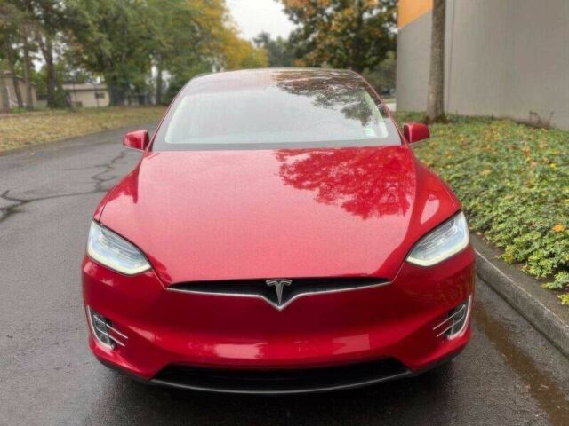 Червоний Тесла Модель Х, об'ємом двигуна 0 л та пробігом 84 тис. км за 18500 $, фото 1 на Automoto.ua