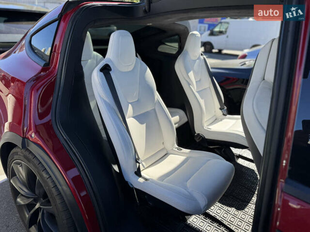 Червоний Тесла Модель Х, об'ємом двигуна 0 л та пробігом 98 тис. км за 39000 $, фото 7 на Automoto.ua