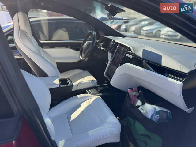 Червоний Тесла Модель Х, об'ємом двигуна 0 л та пробігом 98 тис. км за 39000 $, фото 9 на Automoto.ua