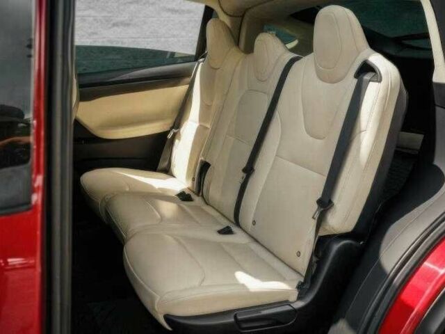 Красный Тесла Модель Х, объемом двигателя 0 л и пробегом 89 тыс. км за 14800 $, фото 12 на Automoto.ua