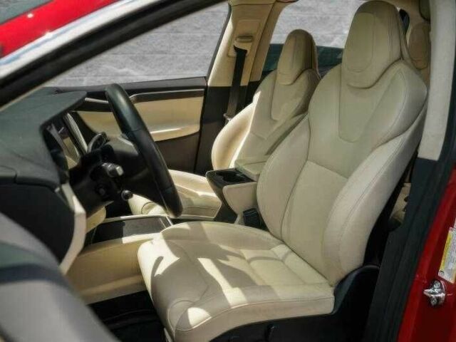 Красный Тесла Модель Х, объемом двигателя 0 л и пробегом 89 тыс. км за 14800 $, фото 11 на Automoto.ua