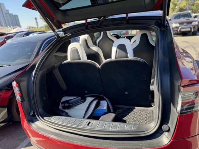 Красный Тесла Модель Х, объемом двигателя 0 л и пробегом 97 тыс. км за 36000 $, фото 11 на Automoto.ua