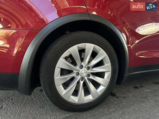 Красный Тесла Модель Х, объемом двигателя 0 л и пробегом 110 тыс. км за 27000 $, фото 27 на Automoto.ua