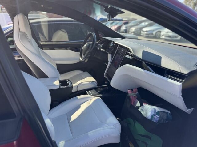 Красный Тесла Модель Х, объемом двигателя 0 л и пробегом 97 тыс. км за 36000 $, фото 8 на Automoto.ua