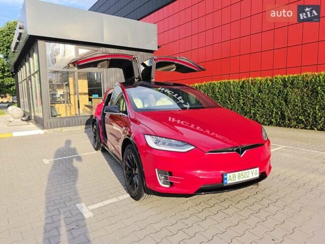 Красный Тесла Модель Х, объемом двигателя 0 л и пробегом 81 тыс. км за 26800 $, фото 15 на Automoto.ua