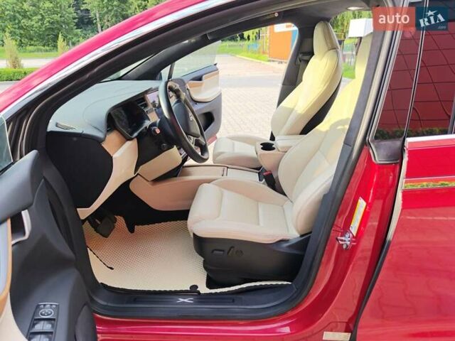 Красный Тесла Модель Х, объемом двигателя 0 л и пробегом 81 тыс. км за 26800 $, фото 24 на Automoto.ua