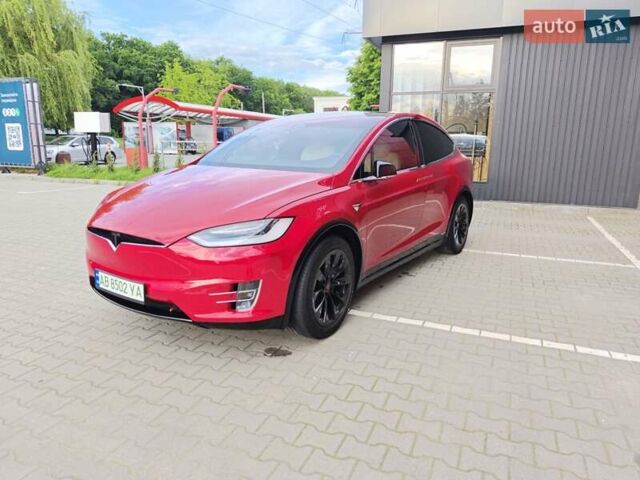 Красный Тесла Модель Х, объемом двигателя 0 л и пробегом 81 тыс. км за 26800 $, фото 10 на Automoto.ua