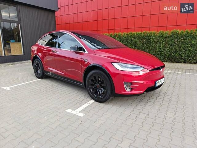 Красный Тесла Модель Х, объемом двигателя 0 л и пробегом 81 тыс. км за 26800 $, фото 12 на Automoto.ua