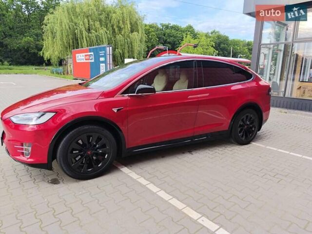 Красный Тесла Модель Х, объемом двигателя 0 л и пробегом 81 тыс. км за 26800 $, фото 9 на Automoto.ua
