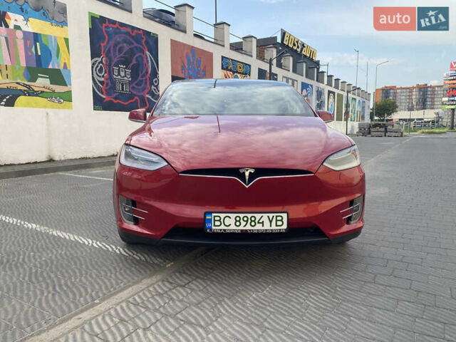 Красный Тесла Модель Х, объемом двигателя 0 л и пробегом 197 тыс. км за 38000 $, фото 1 на Automoto.ua