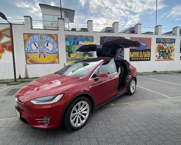 Красный Тесла Модель Х, объемом двигателя 0 л и пробегом 197 тыс. км за 38000 $, фото 10 на Automoto.ua