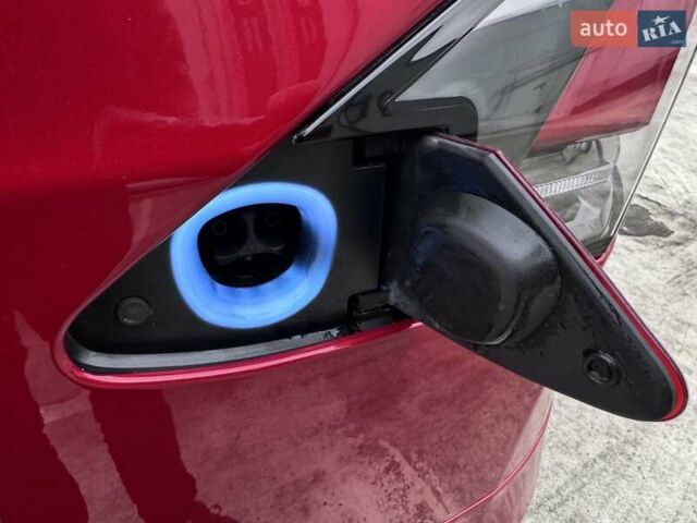 Красный Тесла Модель Х, объемом двигателя 0 л и пробегом 89 тыс. км за 32900 $, фото 67 на Automoto.ua