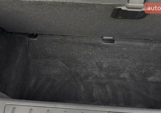 Красный Тесла Модель Х, объемом двигателя 0 л и пробегом 89 тыс. км за 32900 $, фото 57 на Automoto.ua