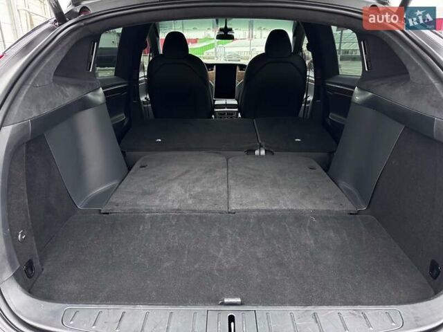 Красный Тесла Модель Х, объемом двигателя 0 л и пробегом 89 тыс. км за 32900 $, фото 56 на Automoto.ua