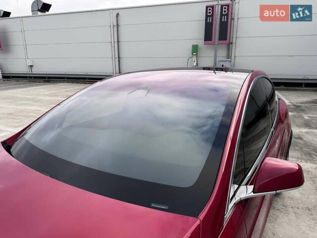 Красный Тесла Модель Х, объемом двигателя 0 л и пробегом 89 тыс. км за 32900 $, фото 64 на Automoto.ua