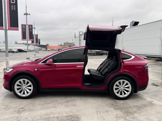 Червоний Тесла Модель Х, об'ємом двигуна 0 л та пробігом 89 тис. км за 32900 $, фото 4 на Automoto.ua