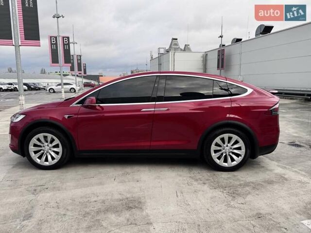 Красный Тесла Модель Х, объемом двигателя 0 л и пробегом 89 тыс. км за 32900 $, фото 3 на Automoto.ua