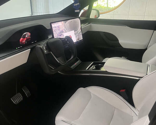 Красный Тесла Модель Х, объемом двигателя 0 л и пробегом 65 тыс. км за 49900 $, фото 15 на Automoto.ua