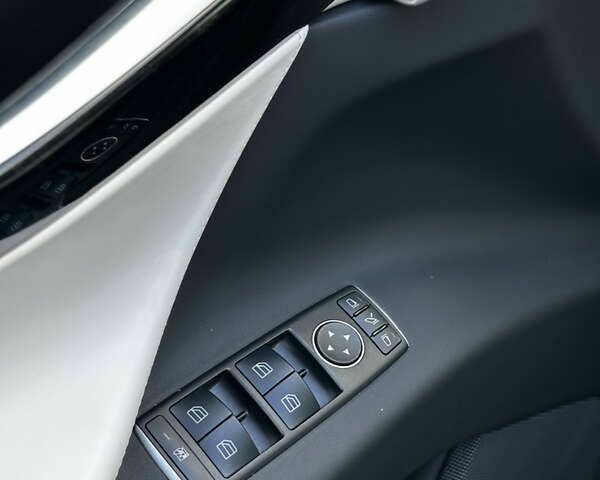 Тесла Модель Х, об'ємом двигуна 0 л та пробігом 93 тис. км за 21999 $, фото 4 на Automoto.ua