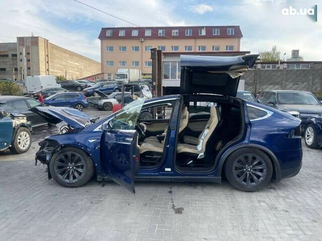 Тесла Модель Х, объемом двигателя 0 л и пробегом 174 тыс. км за 10700 $, фото 1 на Automoto.ua