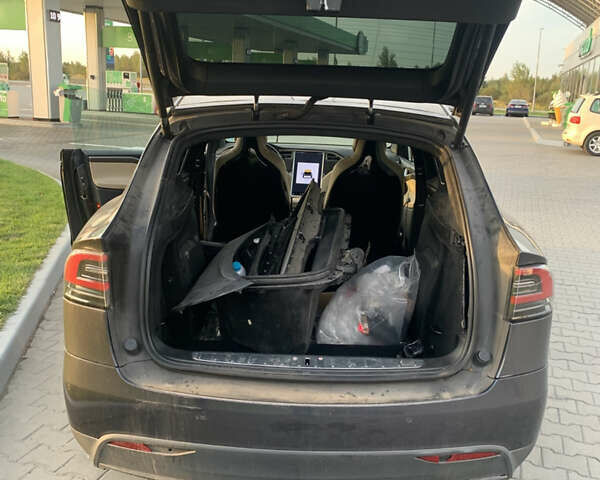 Тесла Модель Х, об'ємом двигуна 0 л та пробігом 141 тис. км за 14500 $, фото 15 на Automoto.ua
