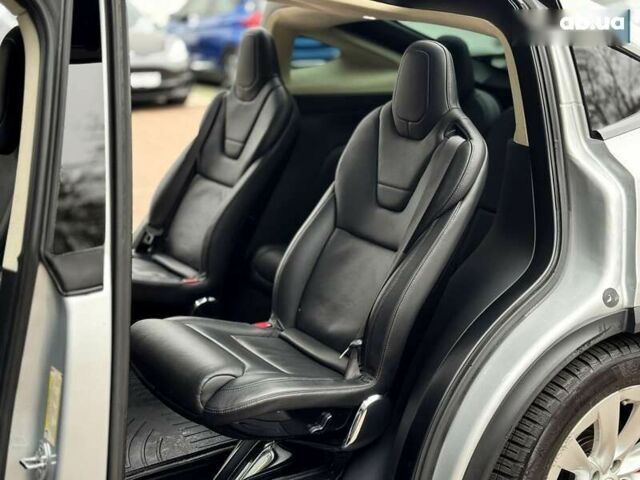 Тесла Модель Х, об'ємом двигуна 0 л та пробігом 111 тис. км за 20500 $, фото 14 на Automoto.ua