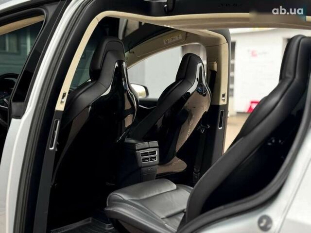 Тесла Модель Х, об'ємом двигуна 0 л та пробігом 111 тис. км за 20500 $, фото 17 на Automoto.ua
