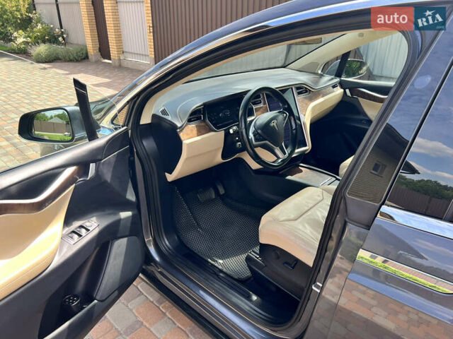 Тесла Модель Х, об'ємом двигуна 0 л та пробігом 219 тис. км за 19990 $, фото 10 на Automoto.ua