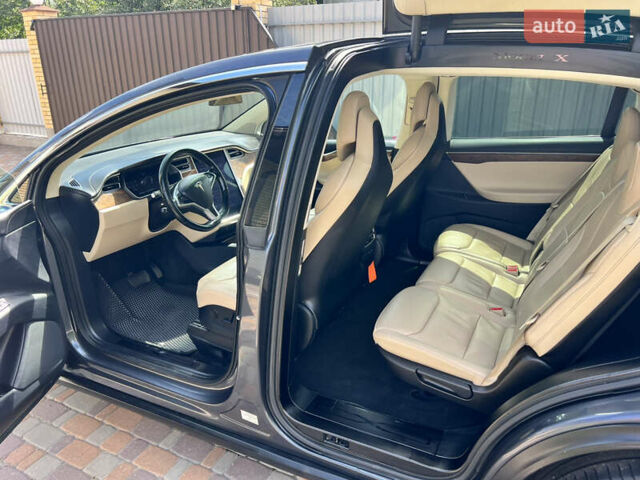 Тесла Модель Х, об'ємом двигуна 0 л та пробігом 219 тис. км за 19990 $, фото 11 на Automoto.ua