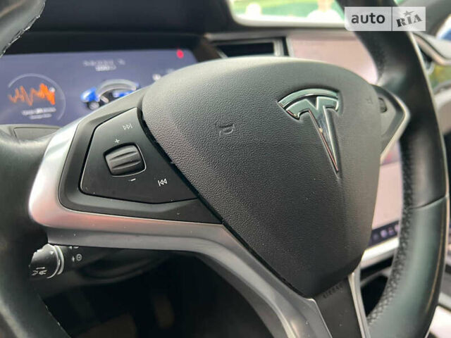 Тесла Модель Х, объемом двигателя 0 л и пробегом 271 тыс. км за 21999 $, фото 31 на Automoto.ua