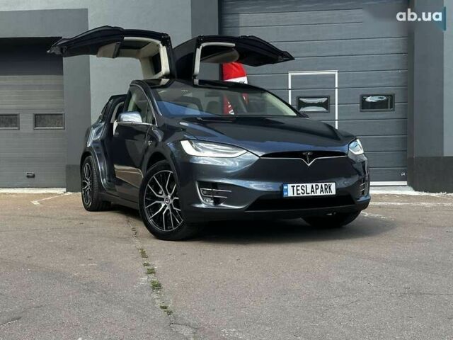 Тесла Модель Х, объемом двигателя 0 л и пробегом 49 тыс. км за 23999 $, фото 1 на Automoto.ua