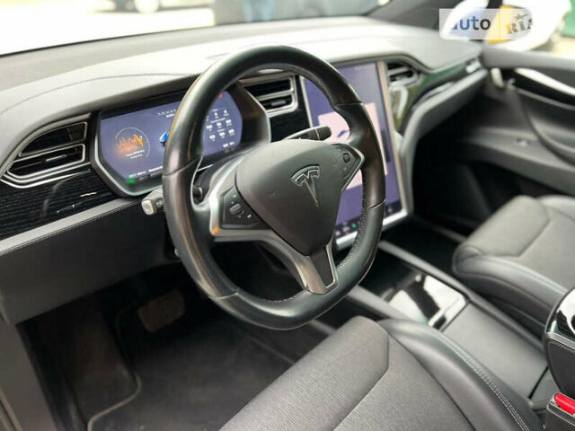 Тесла Модель Х, объемом двигателя 0 л и пробегом 271 тыс. км за 21999 $, фото 19 на Automoto.ua