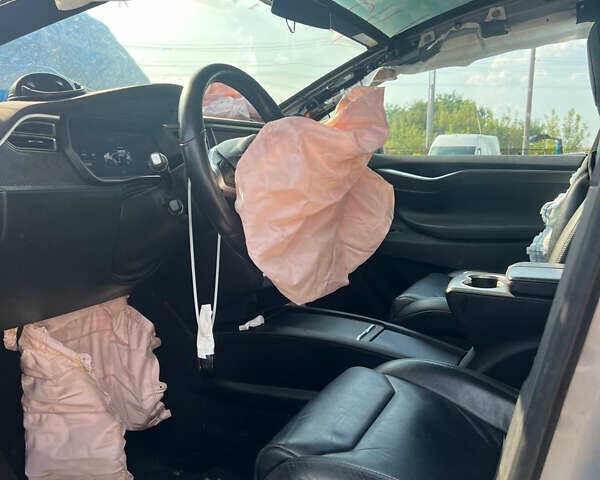 Тесла Модель Х, объемом двигателя 0 л и пробегом 79 тыс. км за 11700 $, фото 11 на Automoto.ua